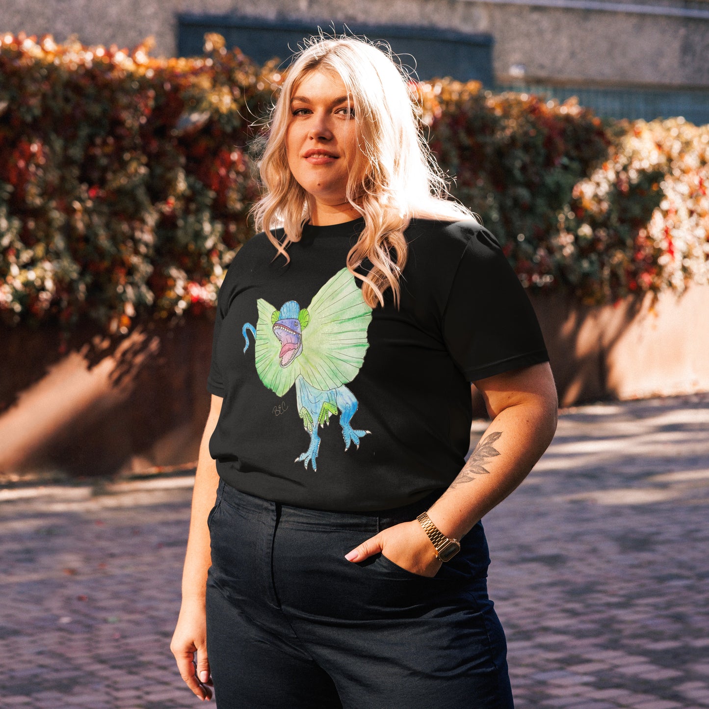 Dilopolyamasaurus Unisex organic cotton t-shirt